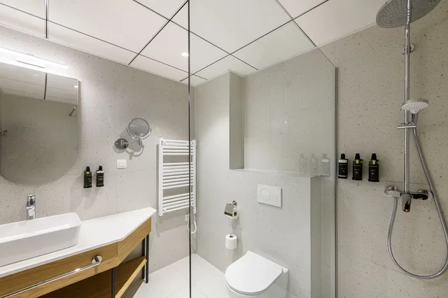 جناح جونيور، Eurostars Uhotel Ex Uhotel 6/6