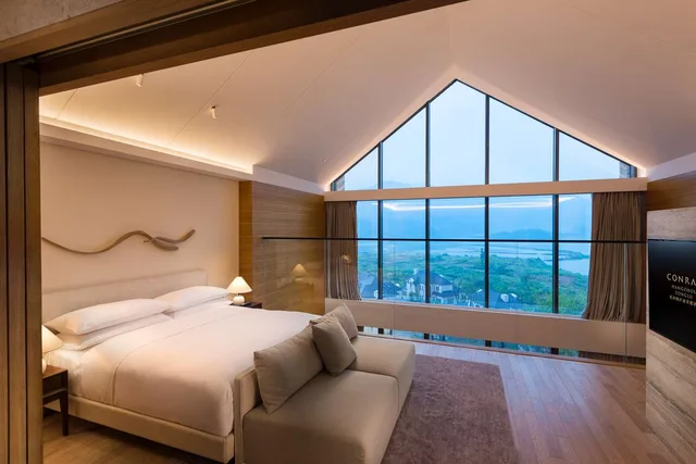 Duplex, Premium, Suite, Conrad Hangzhou Tonglu 1/3