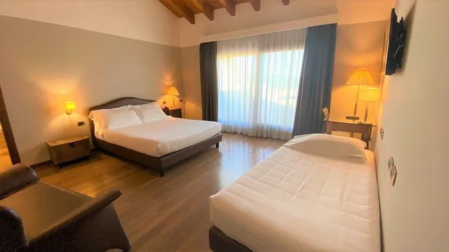 غرفة سوبيريور ثلاثية بإطلالة على البحيرة، Hotel Horizon Wellness Spa Resort, BW Signature Collection 1/4