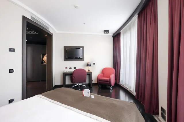 غرفة بريميوم بسرير فردي، Crowne Plaza Milan City 10/10