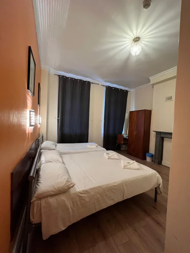 غرفة عائلية بحمام خاص، Gresham Hotel 4/8