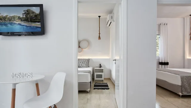 جناح بغرفتي نوم، Mr & Mrs White Corfu 2/2