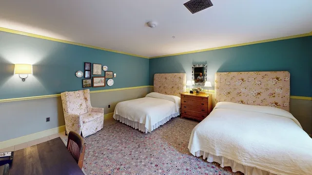 Village, 2 Queen Beds، The Red Lion Inn 3/7