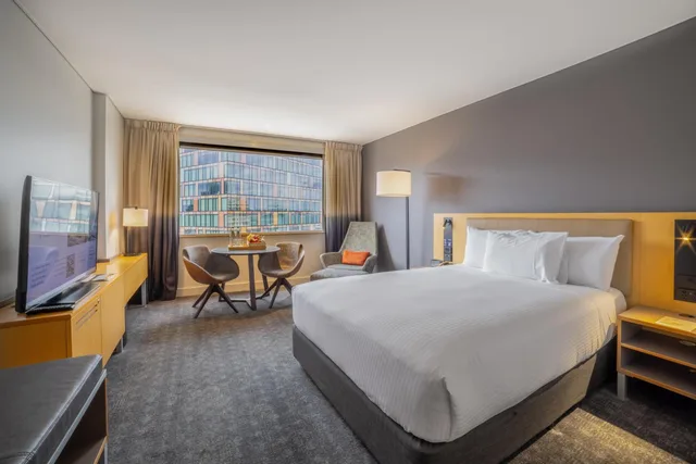 غرفة ديلوكس بسرير كوين بإطلالة على المدينة، Novotel Sydney On Darling Harbour 1/9