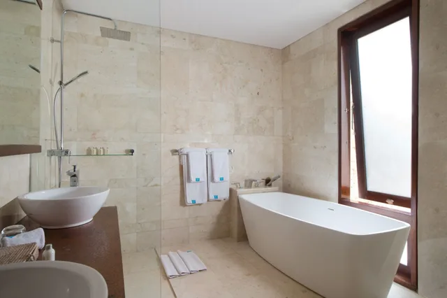 فيلا بسرير كينج وسريرين فرديين بـ3 غرف نوم، The Tamarind Resort Nusa Lembongan 4/4