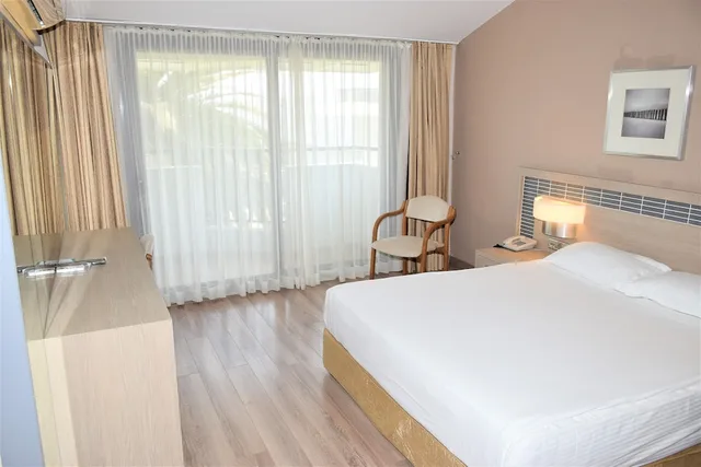 جناح بسرير مزدوج، Pam Thermal Otel 2/5