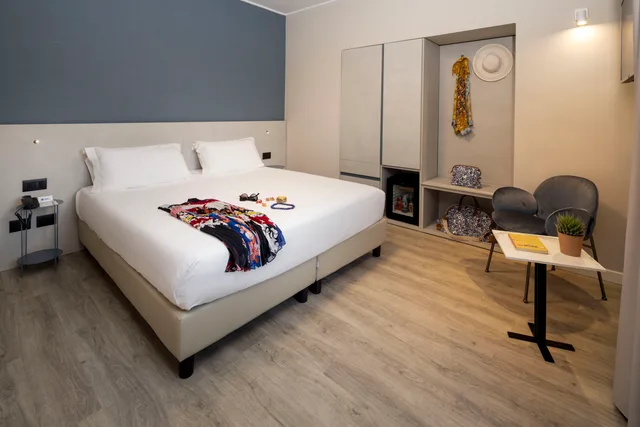 Superior, Convertible Double Bed, Side Sea View, Sofa، Best Western Regina Elena 2/7