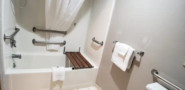 غرفة ديلوكس بسرير كوين لذوي الإعاقة، Motel6 Kewanee, IL 10/10