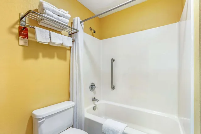 غرفة بسريرين مزدوجين لذوي الإعاقة، Econo Lodge Northport near University 5/5