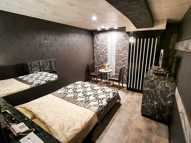 Moderate, Queen Bed, Smoking، Hotel Gran Villa 1/5
