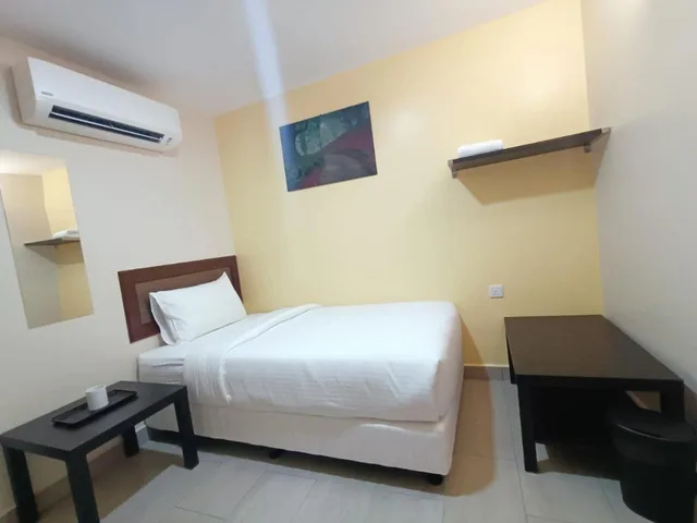Standard Single Malaysia، Capital O 90897 Island City Hotel 9/10