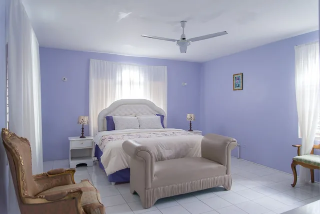 غرفة بسرير كوين، Villa Diamond Suite 2/6