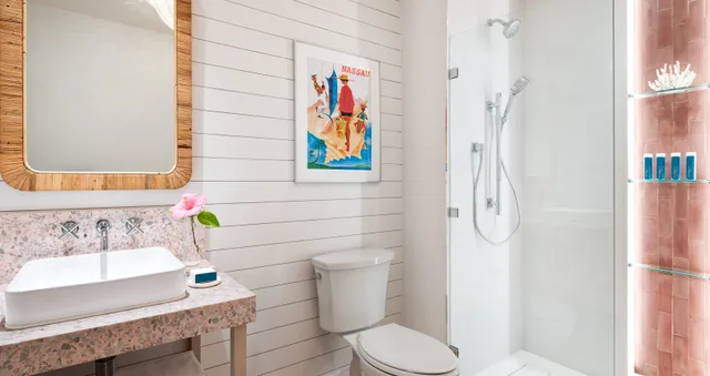 Club, Beach Front، Sandals Royal Bahamian - Adults Only 3/3