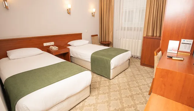 غرفة قياسية بسرير مزدوج بغرفة نوم واحدة، Golden Siyav Hotel 2/9