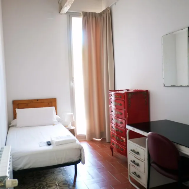 Room, Single, External Bathroom، Hotel Pigal 9/16