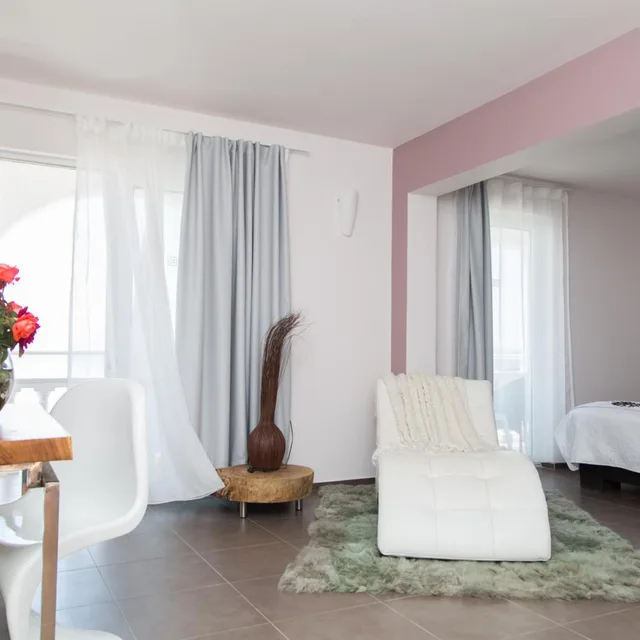 2 Bedrooms, Suite, Pantokrator Hotel 6/10