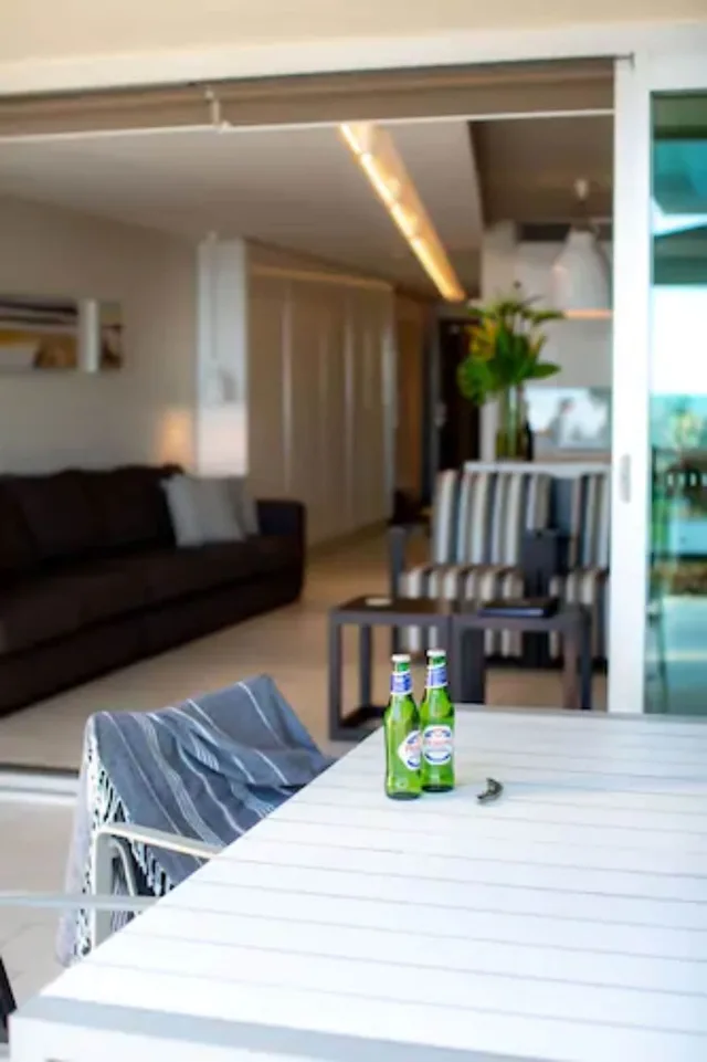 شقة ديلوكس بسرير كينج بإطلالة على البحر بغرفة نوم واحدة، Seahaven Resort 3/4