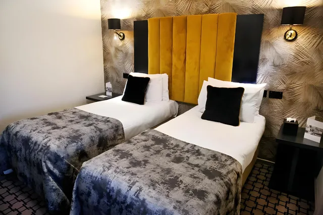 غرفة بسريرين منفصلين، Denham Grove 3/3