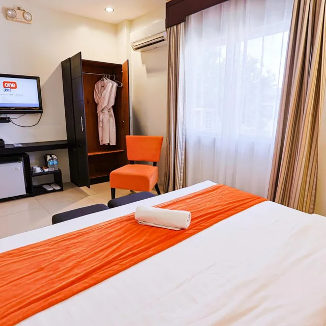 غرفة ديلوكس بسرير مزدوج، Holiday Suites Hotel Amp Resort 4/6