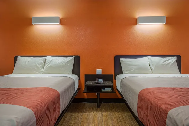 غرفة قياسية بسريرين كوين، Motel6 Simpsonville, SC - Greenville 6/10