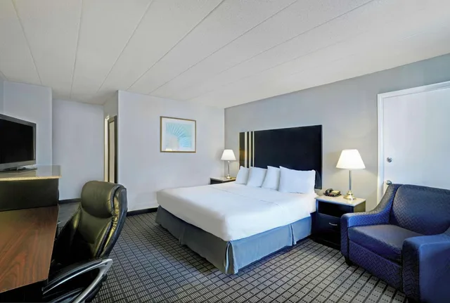 غرفة بسرير كينج، Motel6 Washington, PA 1/1