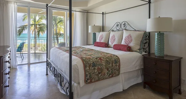 2 Bedrooms, Suite, Ocean Front، The Tuscany on Grace Bay 3/6