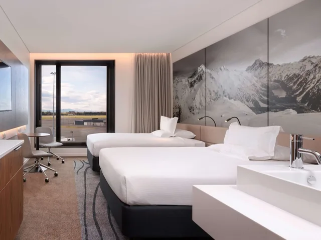 غرفة سوبيريور بسريرين مزدوجين، Novotel Christchurch Airport 1/7