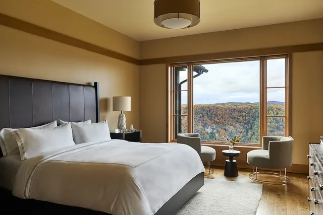Pinnacle, Suite, King Bed، Primland 1/1