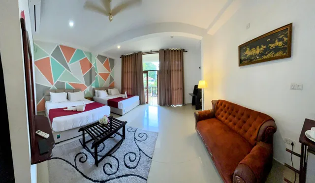 Deluxe, Family, 2 King Beds, Vacanza Hotel 1/1