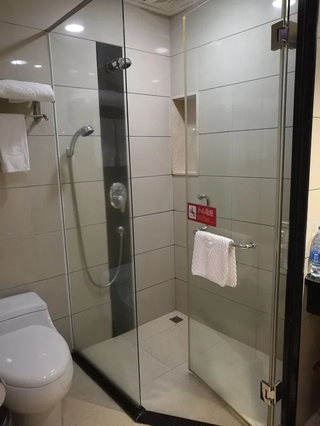 غرفة ديلوكس بسريرين منفصلين، Global Business Hotel 4/5