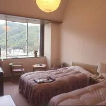 غرفة قياسية بسريرين منفصلين بإطلالة على النهر، HOTEL SEIRA SHIMANTO 1/1
