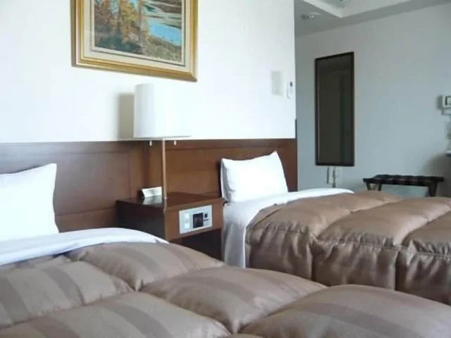 غرفة بسريرين منفصلين للمدخنين، Hotel Route-Inn Koriyama Inter 2/5