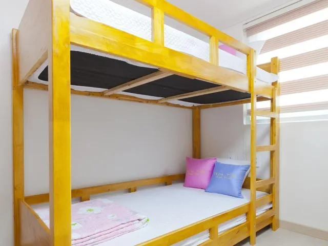 Female Dorm, Female Only, 6 Beds، Wow Hills Guest House 1/1