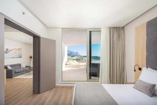 Elegant, Suite, Queen Bed, Sea View, Sofa, Jetted Tub, Terrace، Aminess Laurel Khalani Hotel 1/2