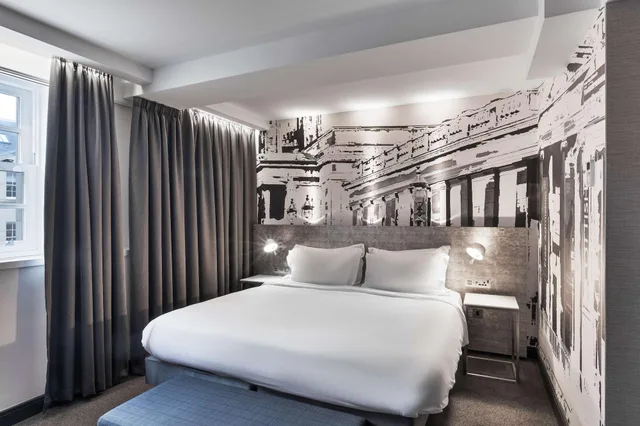 جناح ملكي، Radisson Blu Hotel, Edinburgh City Centre 1/8