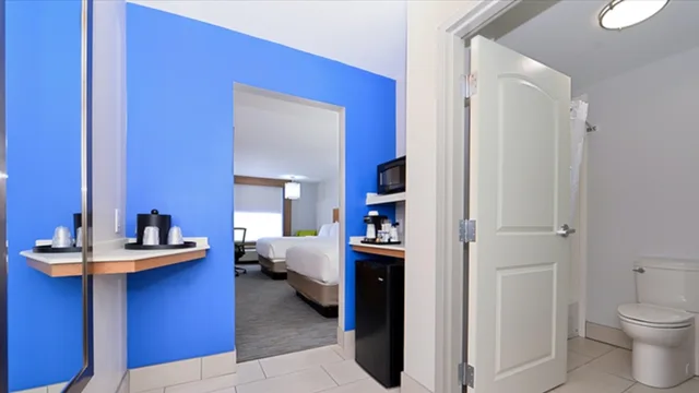 غرفة بسريرين كوين لذوي الإعاقة، Holiday Inn Express & Suites Lexington - Hamburg Area 2/2