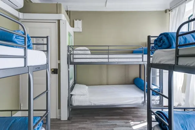 Mixed Dorm, 6 People، Hostel Seven Hills 2/2