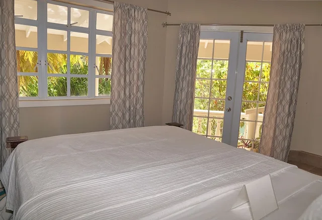 2 Bedrooms, Rose Cottage, Family, Villa, King and Queen Bed، Marigot Beach Club and Dive Resort 2/8