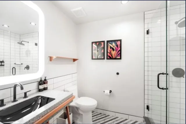 غرفة بسريرين مزدوجين بإطلالة، Waymore's Guest House & Casual Club 3/3