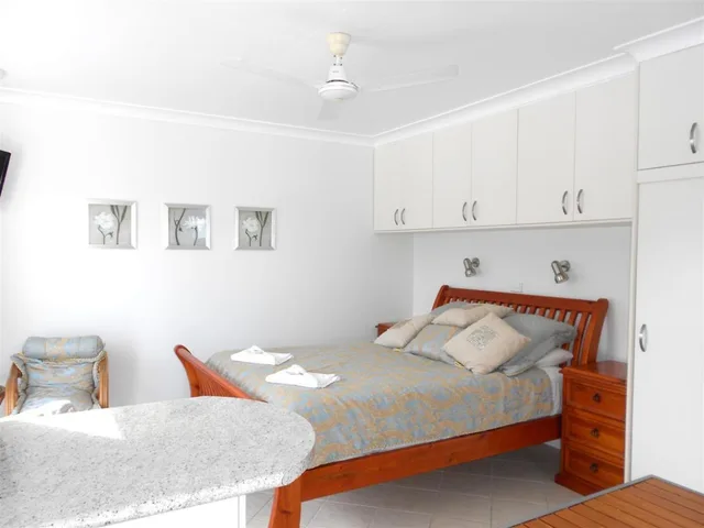 studio, ocean view, CORAL POINT LODGE 3/4