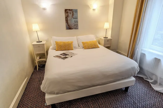 Classic, Double Bed, Hotel Brueghel 4/10
