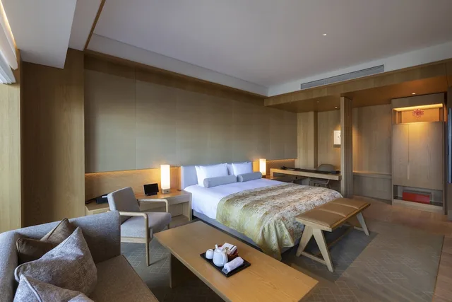 Heritage, Junior Suite, King Bed, Balcony, Smoking، The Okura Tokyo 2/5