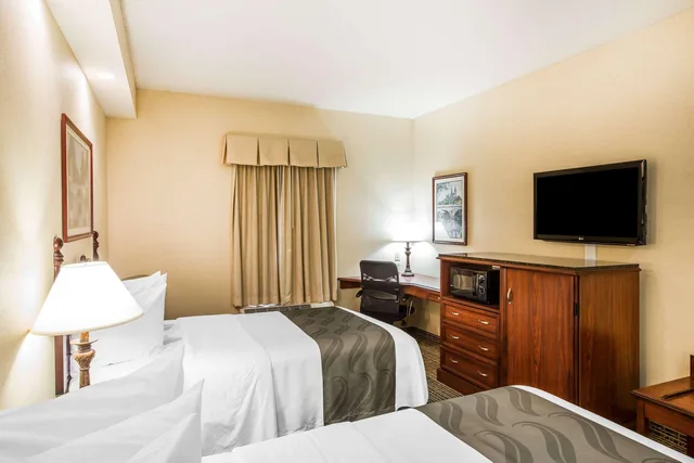 غرفة بسريرين مزدوجين، Quality Inn Newnan - Atlanta South 3/7