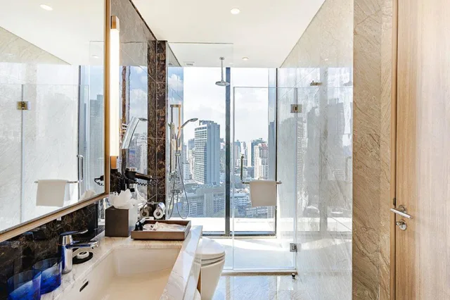 Grand, Suite, King Bed, Sky View، Skyview Hotel Bangkok 4/4