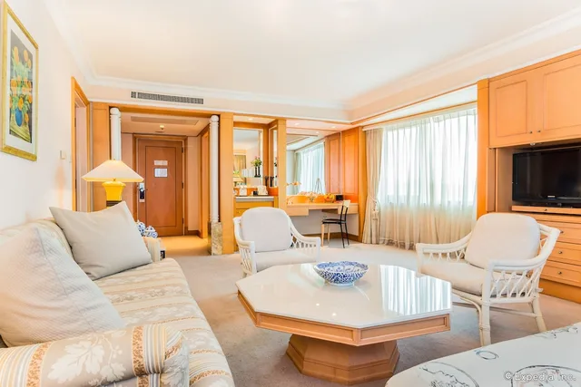 جناح ديلوكس بسرير كينج، Hanoi Daewoo Hotel 8/10