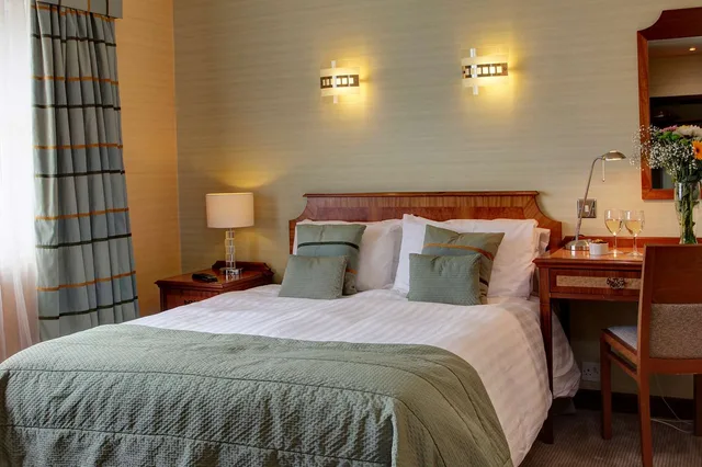 Standard, Queen Bed, Best Western Aberavon Beach Hotel 1/2