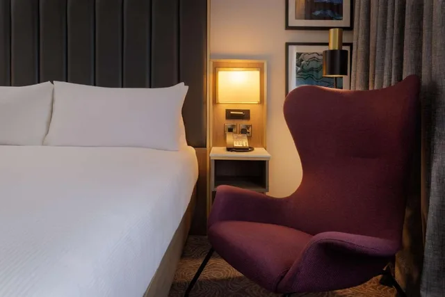 غرفة تنفيذية بسرير كينج مع دخول الصالة، DoubleTree by Hilton London Angel Kings Cross 4/6