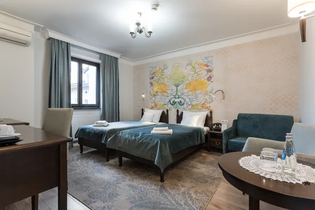 Standard Double for Sole Use، Ester Hotel 1/2