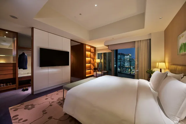جناح تنفيذي بسرير كينج بشرفة، Palace Hotel Tokyo 1/2