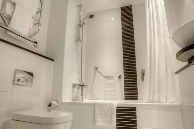 غرفة تُحدَّد عند الوصول، Holiday Inn Glasgow City Centre Theatreland, an IHG Hotel 5/5
